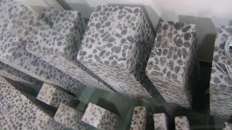 别墅屋顶防水维修：关键步骤与注意事项**
